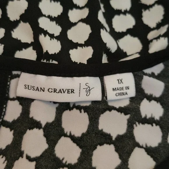 Susan Graver 1X Black & White Tank - Picture 4 of 7